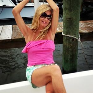 Meet your Posher, Sharon